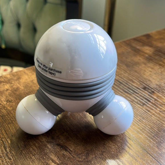 🎁Free with purchase!🎁 Homedics Gentle Massager Battery Operated - Picture 2 of 4